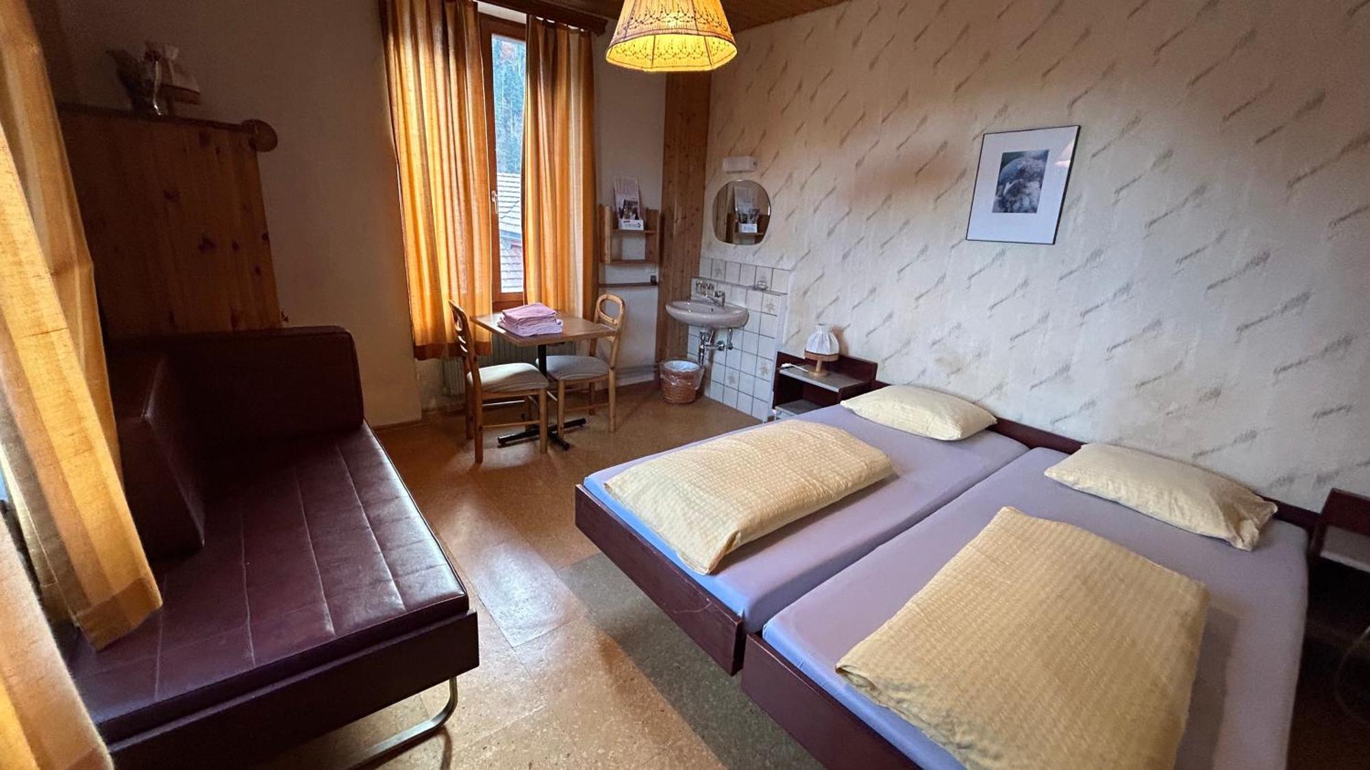 Maison D'Hotes De La Gare Montbovon Cameră foto