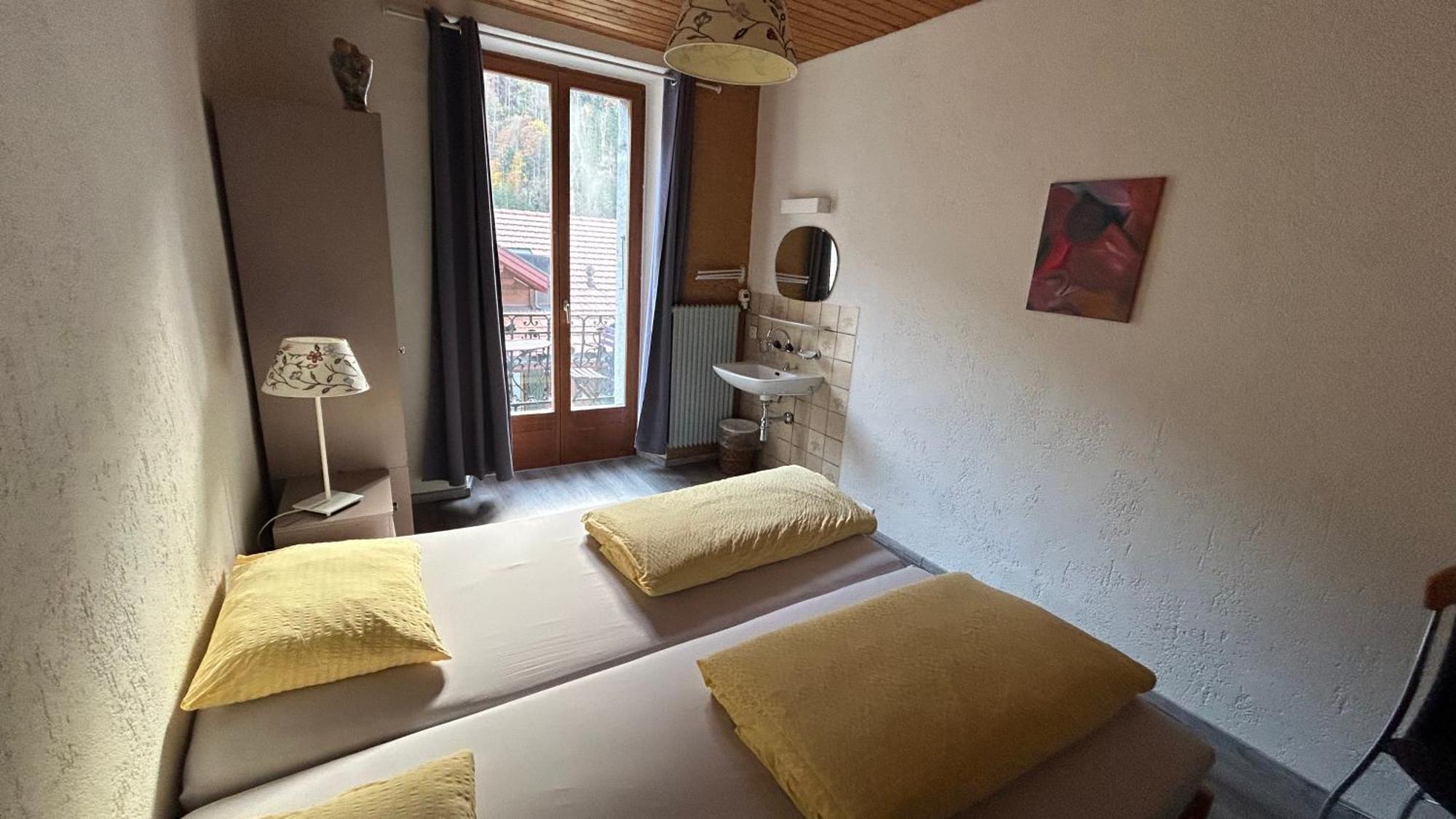 Maison D'Hotes De La Gare Montbovon Cameră foto