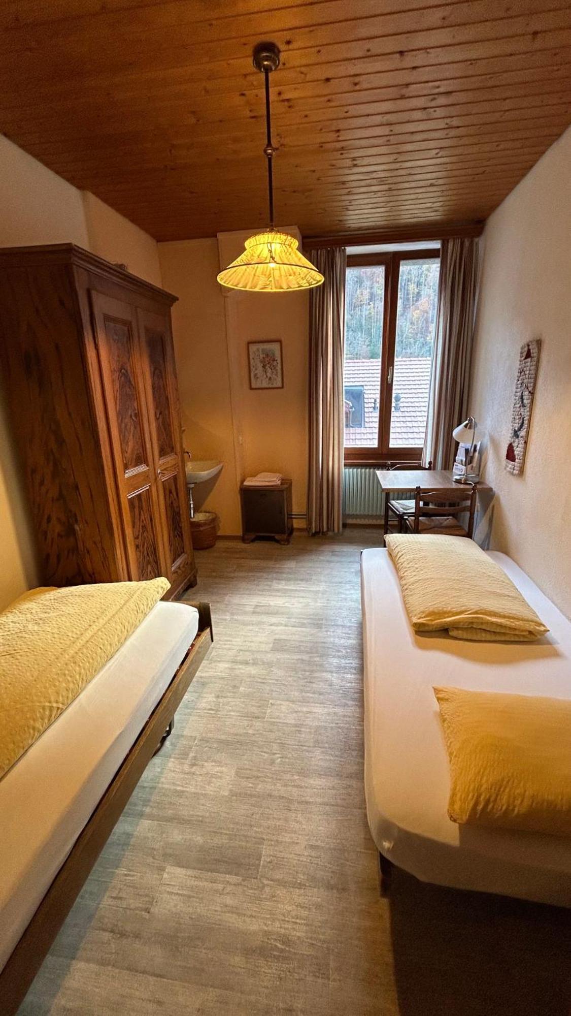 Maison D'Hotes De La Gare Montbovon Cameră foto
