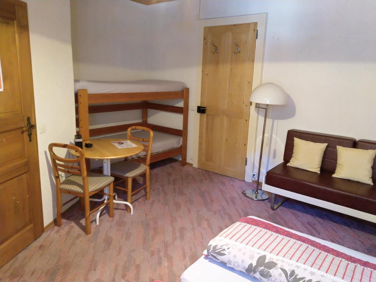 Maison D'Hotes De La Gare Montbovon Cameră foto